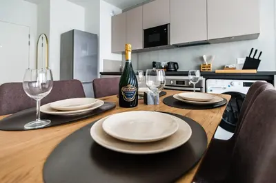 Cuisine ou kitchenette dans l'établissement A26 Condo by the Rhine and 3-countries-bridge