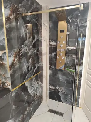 Salle de bains dans l'établissement Appartement meublé Rixheim Alsace