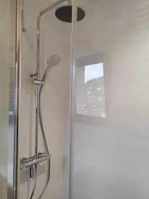 Salle de bains dans l'établissement Parenthèse Vosgienne