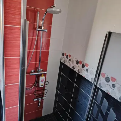 Salle de bains dans l'établissement Au Chat l'Heureux
