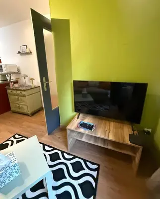 Télévision ou salle de divertissement dans l'établissement Bretzel Studio