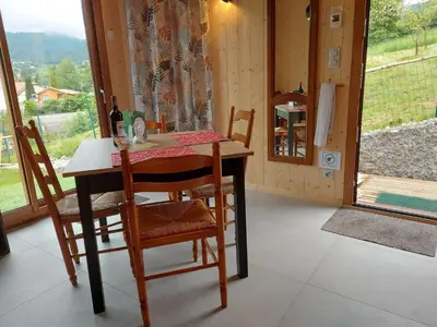 Vue générale sur la montagne ou vue sur la montagne depuis le chalet