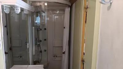 Salle de bains dans l'établissement Appartement confortable à La Bresse avec terrasse