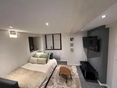 Télévision ou salle de divertissement dans l'établissement Sand & Chill - Studio 37R