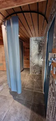 Plan de l'établissement La Ferme des Cherierres - Piscine Intérieure Chauffée
