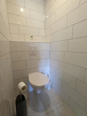 Salle de bains dans l'établissement Chambre familiale, Les Brimbelles