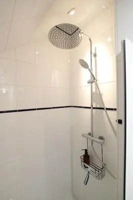 Salle de bains dans l'établissement Les Cimes - Le Tholy