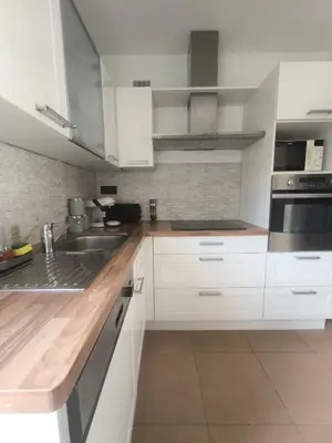 Cuisine ou kitchenette dans l'établissement ThePlaceToB Coeur Mulhouse Apartment