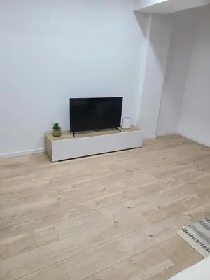 Télévision ou salle de divertissement dans l'établissement Celeste - Mulhouse Proche Centre