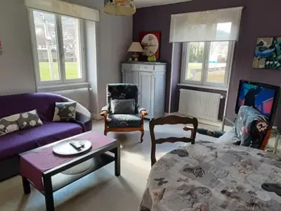 Coin salon dans l'établissement Charmant gîte au pied des Vosges 4pers wifi