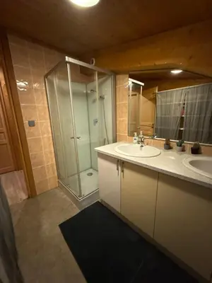 Salle de bains dans l'établissement Appartement jusqu à 6 personnes à Reguisheim