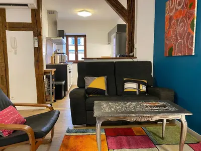 Cuisine ou kitchenette dans l'établissement Apartment Bugatti in Riquewihr by Interhome