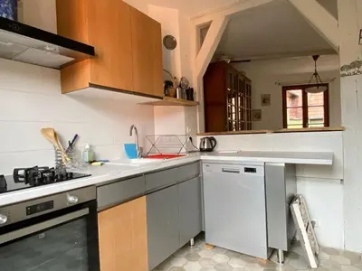 Cuisine ou kitchenette dans l'établissement Apartment Schweitzer in Riquewihr by Interhome
