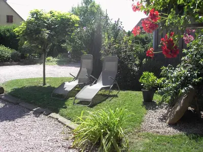 Jardin de l'établissement Holiday Home Ruhiges Ferienhaus mit Garten an der Weinstraße by Interhome