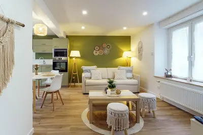 Cuisine ou kitchenette dans l'établissement Maison cosy avec terrasse au cœur de Munster