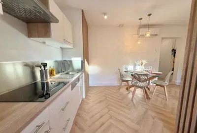 Cuisine ou kitchenette dans l'établissement T2 design terrasse, Climatisé, Netflix