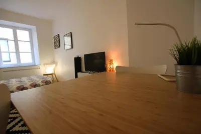 Télévision ou salle de divertissement dans l'établissement Colmar City Center - Quiet Studio ALSACE