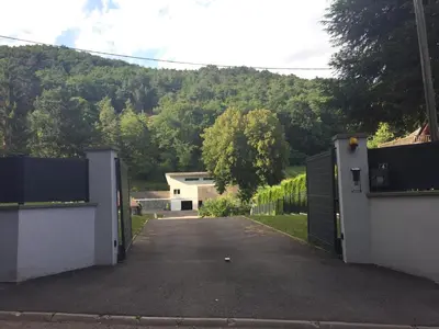 Vue générale sur la montagne ou vue sur la montagne depuis la maison d'hôtes