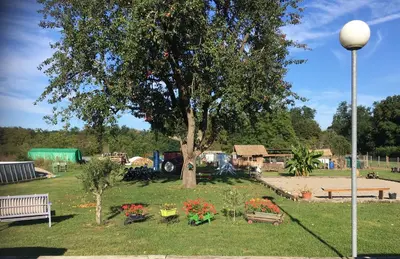 Jardin de l'établissement Gîte Spa Sauna Piscine CÔTÉ VERGER Merxheim Alsace