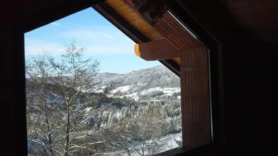 Vue générale sur la montagne ou vue sur la montagne depuis la maison de vacances