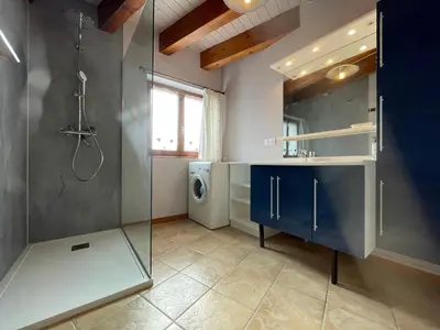 Salle de bains dans l'établissement Beck Domaine du Rempart