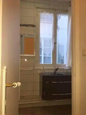 Salle de bains dans l'établissement Apartments Center Colmar 5