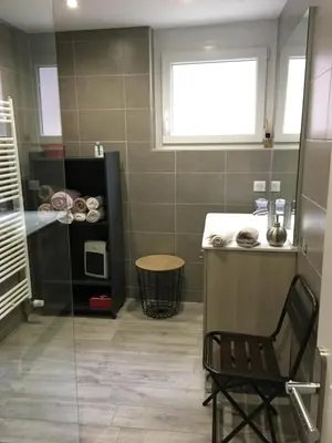 Cuisine ou kitchenette dans l'établissement Le Gîte de Sandra