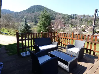 Vue générale sur la montagne ou vue sur la montagne depuis la maison de vacances