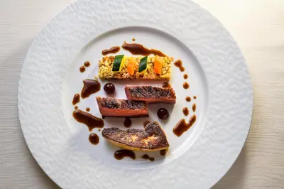 Nourriture dans l'hôtel ou à proximité