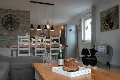 Coin salon dans l'établissement Si le coeur vous en dit
