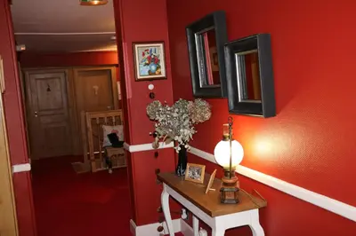 Télévision ou salle de divertissement dans l'établissement Auberge Lorraine