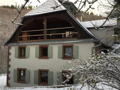 L'établissement La Pierre d'Eau en hiver