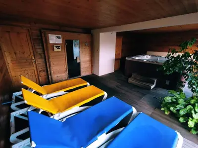 Coin salon dans l'établissement A L'Orée du Bois
