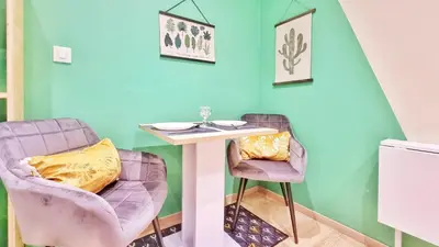 Coin salon dans l'établissement Splendide Studio Centre Colmar