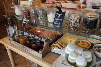 Nourriture dans l'hôtel ou à proximité