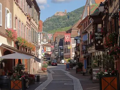Vue générale sur la montagne ou vue sur la montagne depuis l'appartement