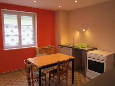 Cuisine ou kitchenette dans l'établissement Gîte Faubourg des Pierres