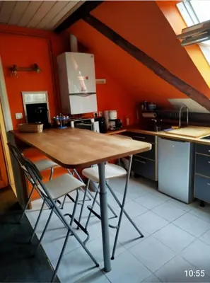 Cuisine ou kitchenette dans l'établissement Au Chasseur