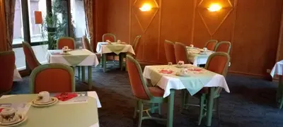 Restaurant ou autre lieu de restauration dans l'établissement Hôtel A la Vignette - COLMAR-NORD