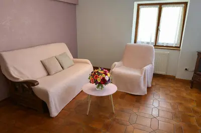 Coin salon dans l'établissement Hôtel A la Vignette - COLMAR-NORD