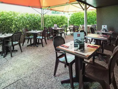 Restaurant ou autre lieu de restauration dans l'établissement ibis Montbéliard