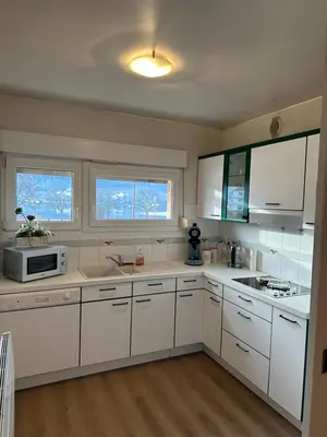 Cuisine ou kitchenette dans l'établissement Le Gîte au bord du Lac