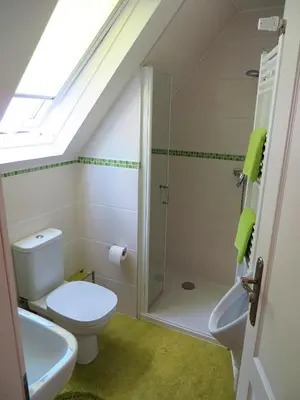 Salle de bains dans l'établissement Petit Papillon