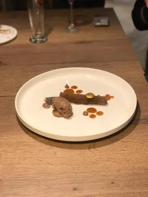 Nourriture dans l'hôtel ou à proximité