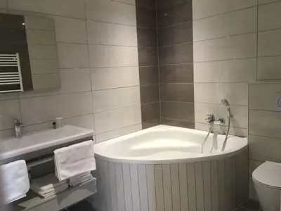Salle de bains dans l'établissement Hotel-Restaurant St-Christophe