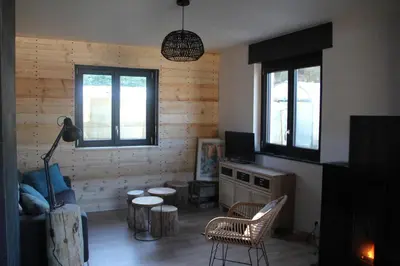 Coin salon dans l'établissement Chalet du Toit Vosgien
