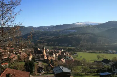 Vue générale sur la montagne ou vue sur la montagne depuis l'appartement