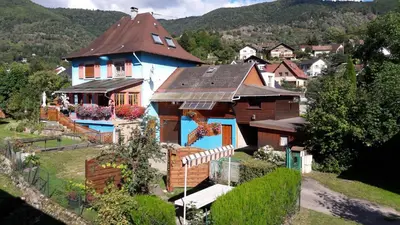 Vue générale sur la montagne ou vue sur la montagne depuis l'appartement
