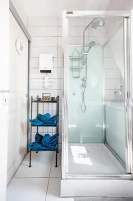Salle de bains dans l'établissement GANZALIESELE