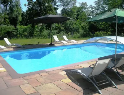 Piscine de l'établissement Aux Berges de la Thur ou située à proximité